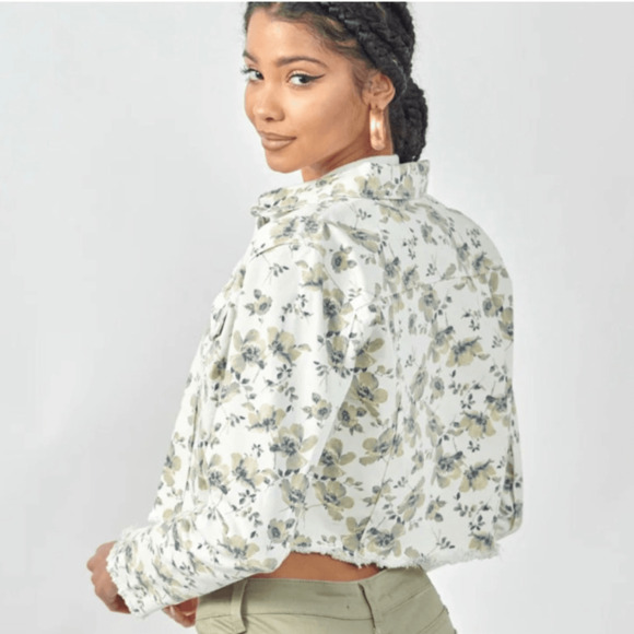 Kancan White and Taupe Floral Cropped Button Front Denim Jacket Women’s XS - Picture 8 of 8